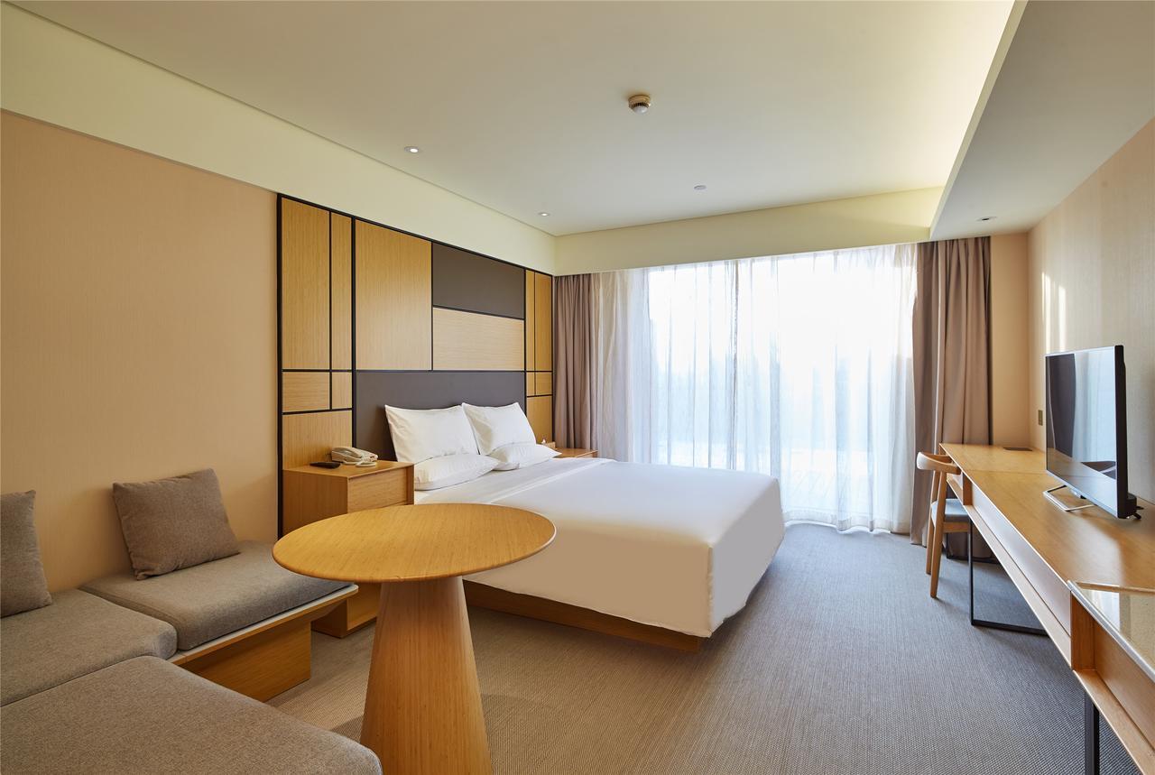 7 Days Inn Shanghai Minhang Dongchuan Road Jiaotong University Exterior photo